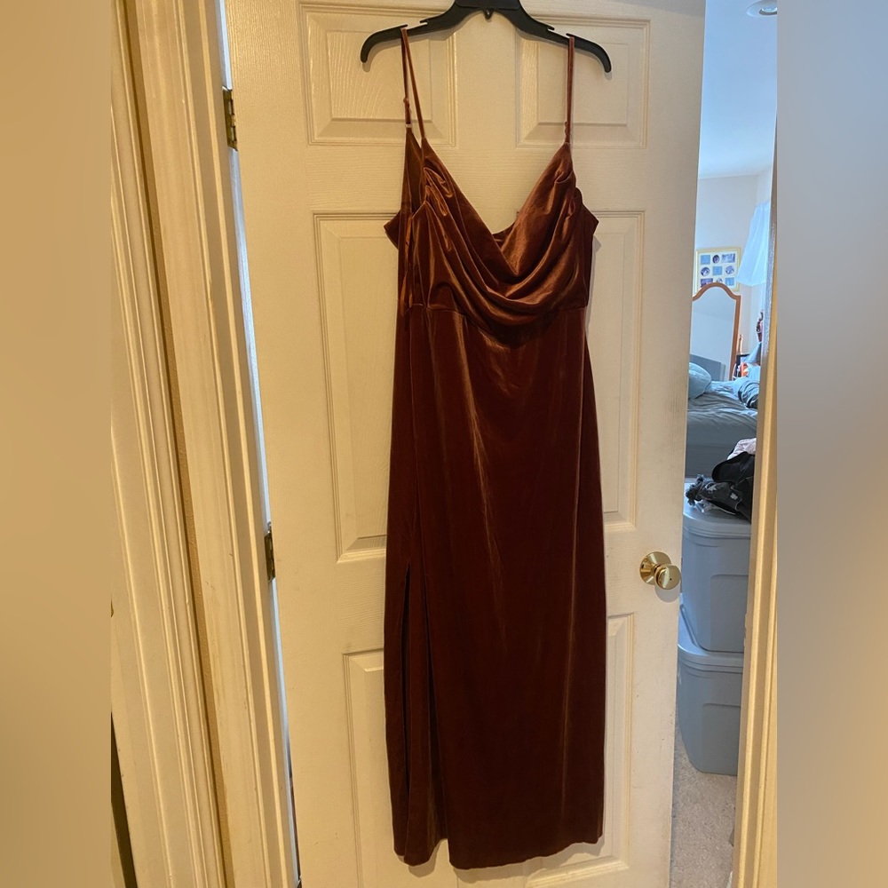 Revelry Size 16 Skye Velvet Dress Terracotta